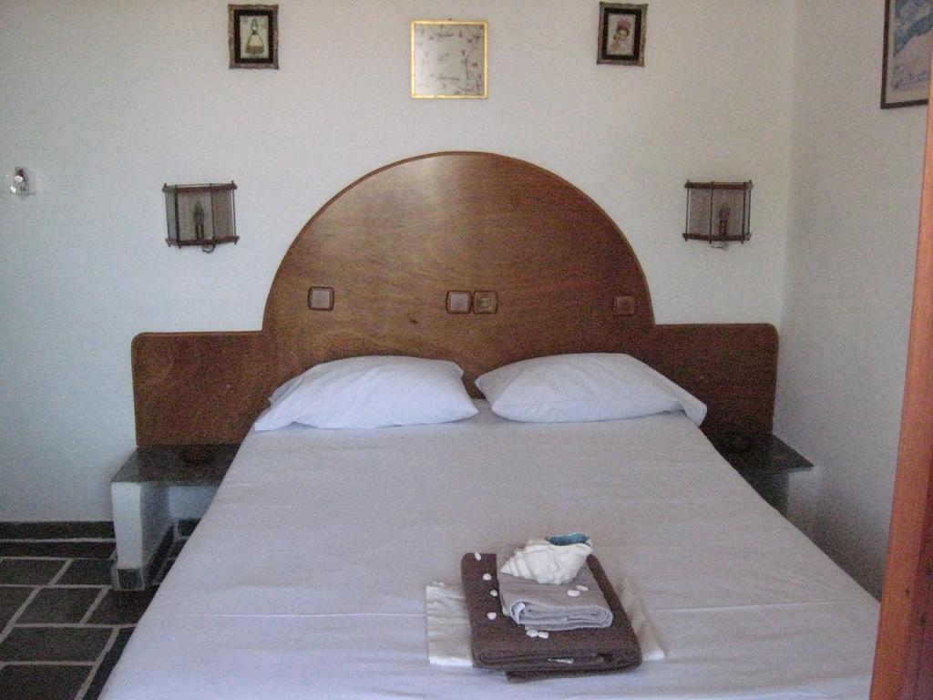 Pension Irini-Vicky Chora  Luaran gambar
